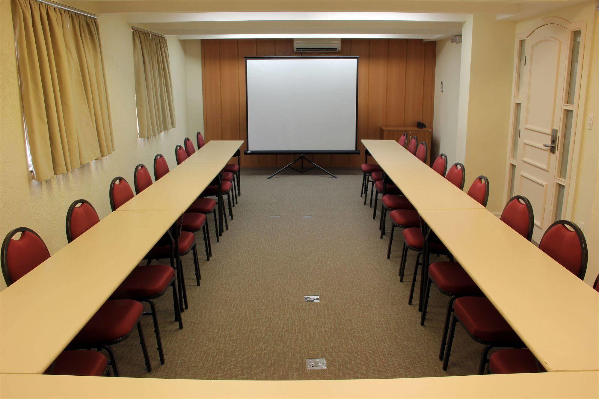 Hotel Ema Palace São José dos Campos Eksteriør billede